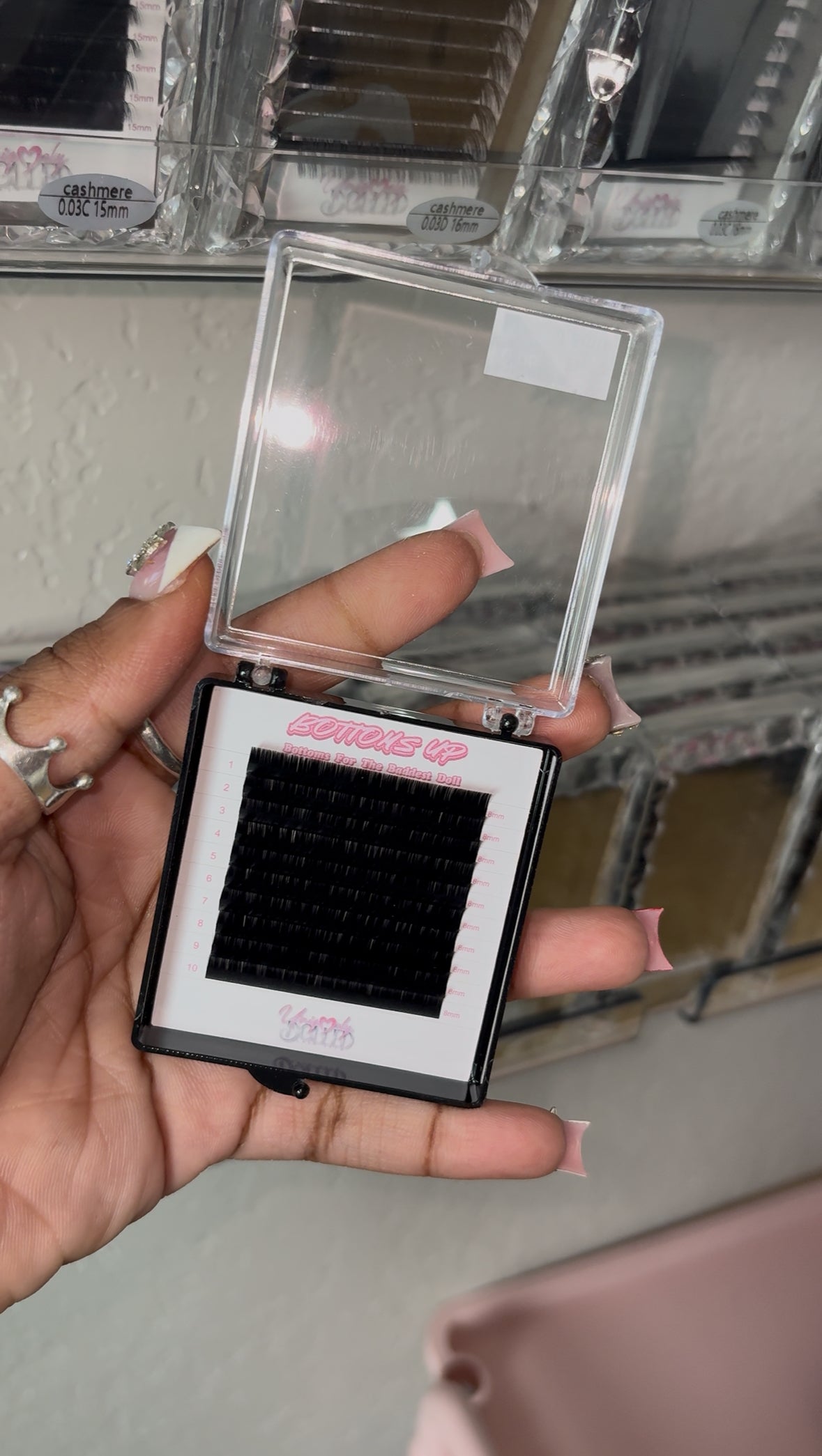 Bottoms Up Bottom Lashes